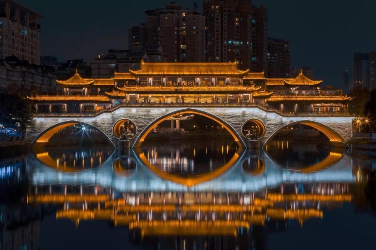 Moonlight Hotel Chengdu Eksteriør billede